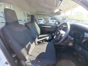 Toyota Hilux 2.4GD single cab S (aircon) - Image 13
