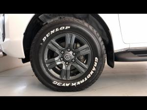 Toyota Hilux 2.8GD-6 48V double cab 4x4 Raider - Image 18