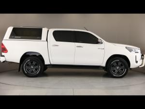 Toyota Hilux 2.8GD-6 48V double cab 4x4 Raider - Image 3