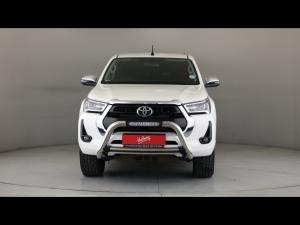Toyota Hilux 2.8GD-6 48V double cab 4x4 Raider - Image 4