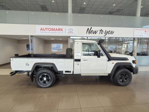 Toyota Land Cruiser 79 4.5DS/C - Image 3