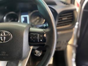 Toyota Hilux 2.4 GD-6 RB Raider automaticE/CAB - Image 10