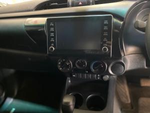 Toyota Hilux 2.4 GD-6 RB Raider automaticE/CAB - Image 13