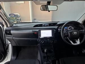 Toyota Hilux 2.8 GD-6 RB Raider X 4X4 automaticXtra Cab - Image 6