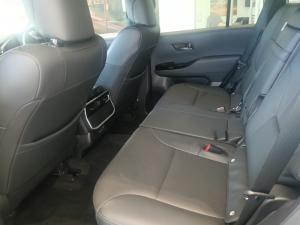 Toyota Landcruiser 300 V6 3.3D GX-R - Image 12