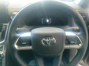 Toyota Landcruiser 300 V6 3.3D GX-R - Image 15