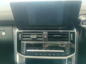 Toyota Landcruiser 300 V6 3.3D GX-R - Image 17