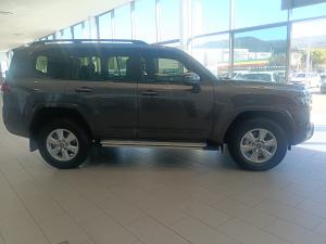 Toyota Landcruiser 300 V6 3.3D GX-R - Image 5