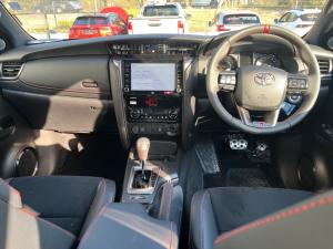 Toyota Fortuner 2.8GD-6 4X4 GR-S automatic - Image 6