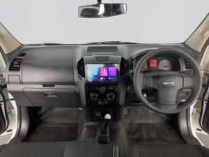 Isuzu D-MAX 250C Fleetside S/C - Image 15