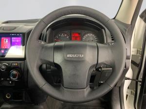 Isuzu D-MAX 250C Fleetside S/C - Image 18
