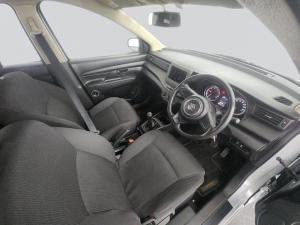 Suzuki Ertiga 1.5 GA - Image 8