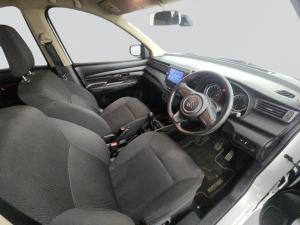 Suzuki Ertiga 1.5 GA - Image 8