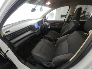 Suzuki Ertiga 1.5 GA - Image 9
