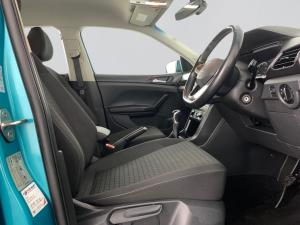 Volkswagen T-CROSS 1.0 TSI Comfortline - Image 17