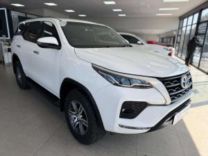 Toyota Fortuner 2.4GD-6 4X4 automatic - Image 6