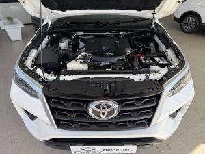 Toyota Fortuner 2.4GD-6 4X4 automatic - Image 8