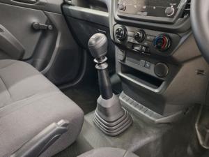 Isuzu D-Max 1.9TD single cab low-rider - Image 12