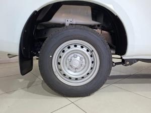 Isuzu D-Max 1.9TD single cab low-rider - Image 6