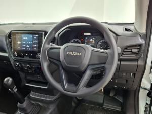 Isuzu D-Max 1.9TD single cab low-rider - Image 7
