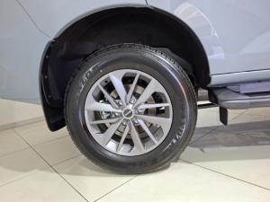 Isuzu mu-X 1.9TD LS - Image 7