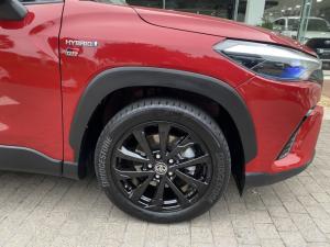 Toyota Corolla Cross 1.8 Hybrid GR-Sport - Image 6