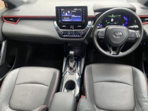 Toyota Corolla Cross 1.8 Hybrid GR-Sport - Image 7