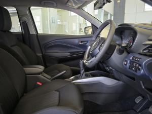 Suzuki Baleno 1.5 GLX manual - Image 14
