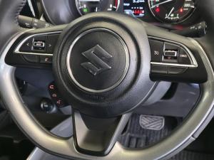 Suzuki Baleno 1.5 GLX manual - Image 20
