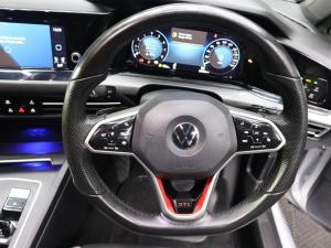 Volkswagen Golf GTI - Image 11