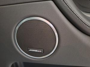 Land Rover Discovery Sport D200 R-Dynamic SE - Image 14