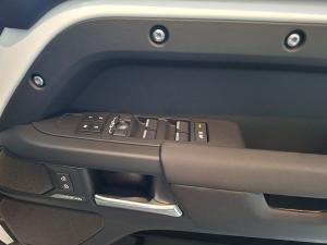 Land Rover Defender 110 D250 X-Dynamic SE - Image 16