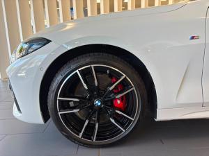 BMW 4 Series M440i xDrive coupe - Image 10