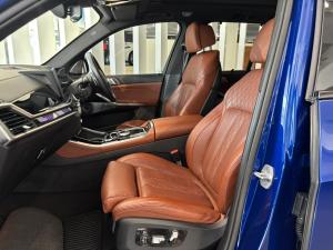 BMW X5 M60i M Sport PRO - Image 20