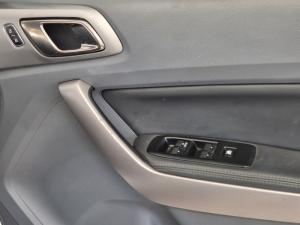 Ford Everest 2.2TDCi XLT auto - Image 13