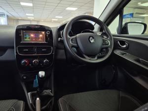 Renault Clio 66kW turbo Authentique - Image 12