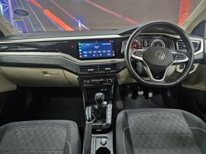 Volkswagen Polo sedan 1.6 Life - Image 7