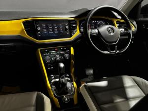 Volkswagen T-Roc 2.0TSI 140kW 4Motion Design - Image 14