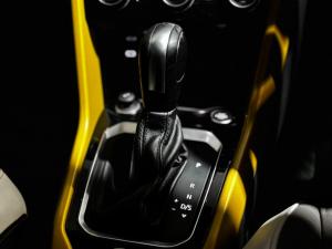 Volkswagen T-Roc 2.0TSI 140kW 4Motion Design - Image 16