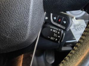Toyota Hilux 2.8GD-6 Xtra cab 4x4 Legend 50 auto - Image 13
