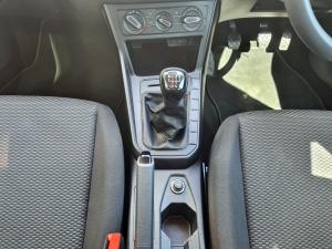 Volkswagen Polo hatch 1.0TSI - Image 9