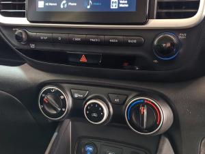 Hyundai Venue 1.0T Fluid - Image 17