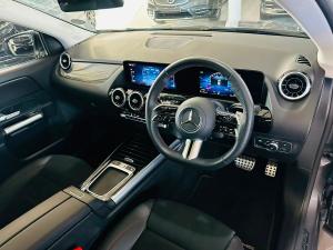 Mercedes-Benz GLA GLA200d Progressive - Image 4