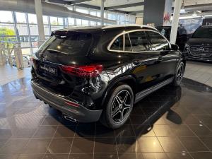Mercedes-Benz GLA GLA200 Progressive - Image 8