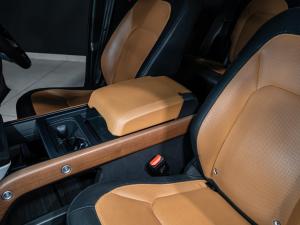 Land Rover Defender 110 D300 X-Dynamic HSE - Image 18