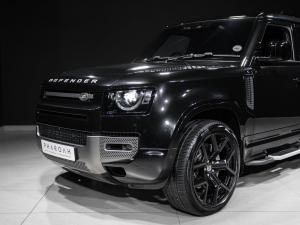Land Rover Defender 110 D300 X-Dynamic HSE - Image 21