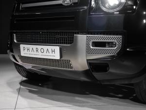 Land Rover Defender 110 D300 X-Dynamic HSE - Image 23