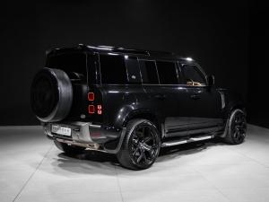 Land Rover Defender 110 D300 X-Dynamic HSE - Image 26