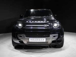 Land Rover Defender 110 D300 X-Dynamic HSE - Image 3