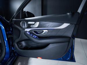 Mercedes-Benz C-Class C63 S - Image 16